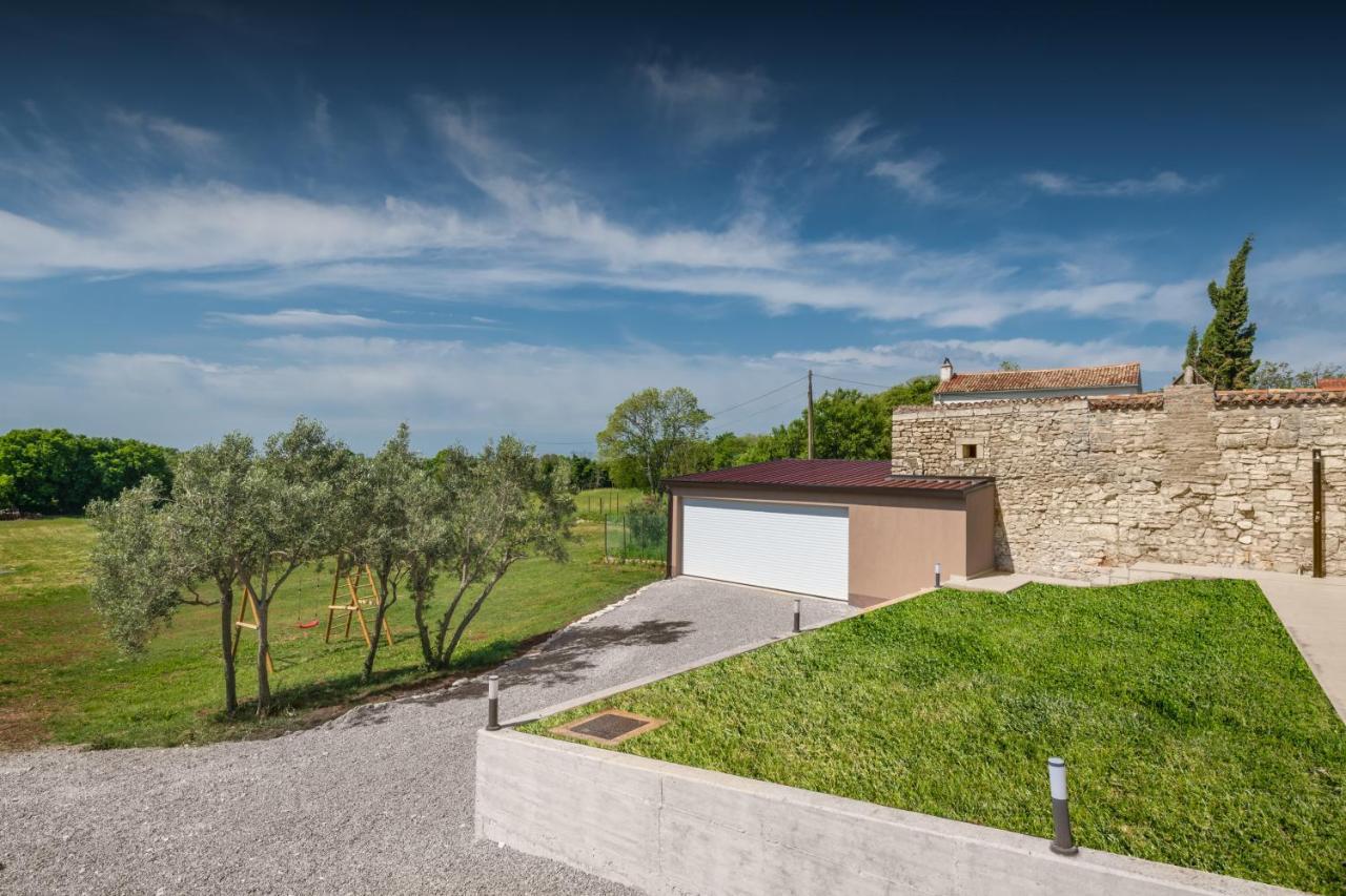 Villa Ester PUY Eksteriør bilde